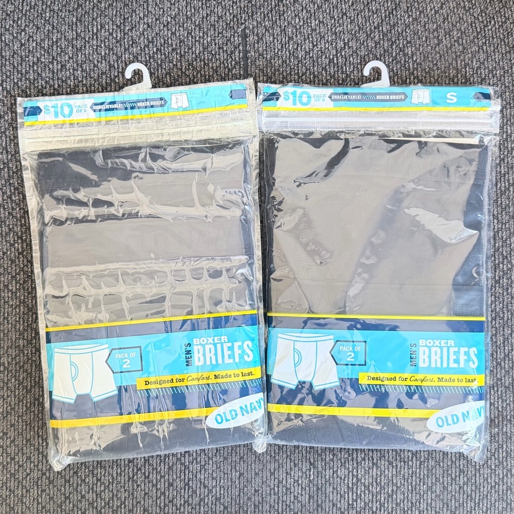 Old Navy Men Black Boxer Briefs Pack - total of 4 briefs